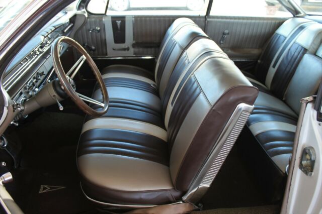 Pontiac Bonneville 1961 image number 10