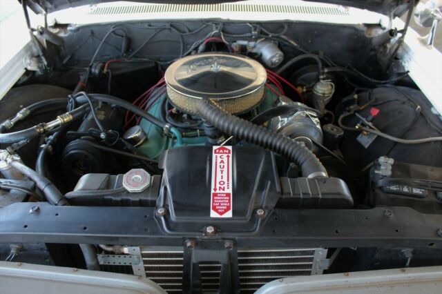 Pontiac Bonneville 1961 image number 18