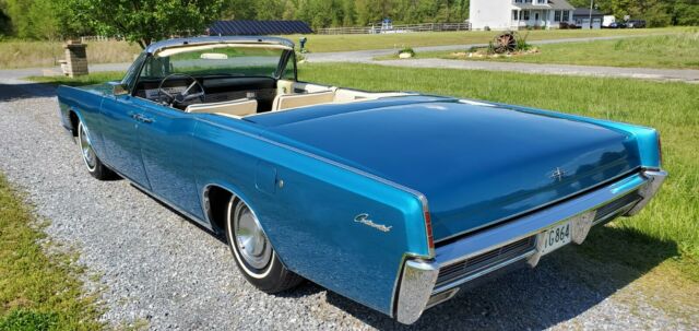Lincoln Continental 1966 image number 10