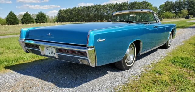 Lincoln Continental 1966 image number 26