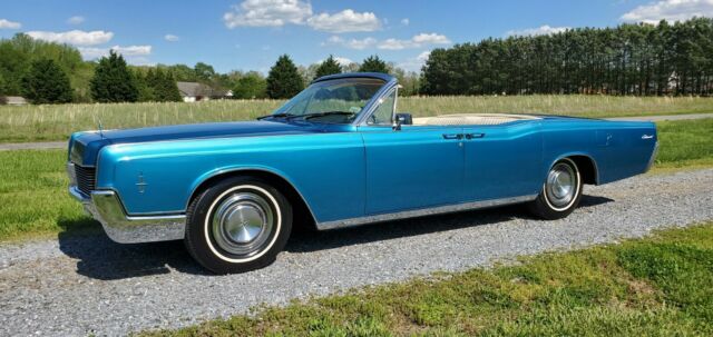 Lincoln Continental 1966 image number 29