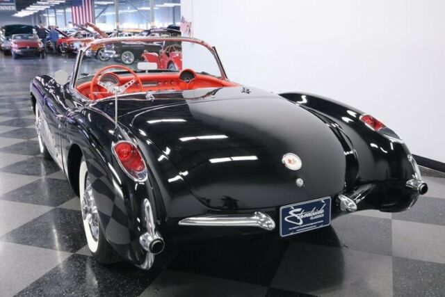 Chevrolet Corvette 1957 image number 10