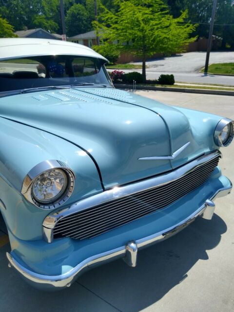 Chevrolet Bel Air/150/210 1954 image number 11