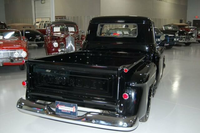 Chevrolet 3100 Pickup 1955 image number 32