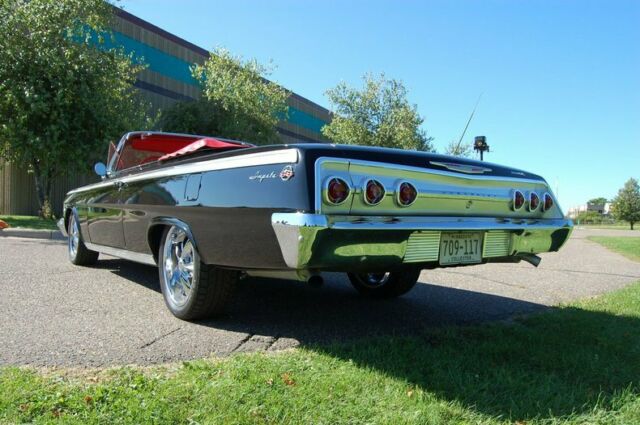 Chevrolet Impala 1962 image number 15