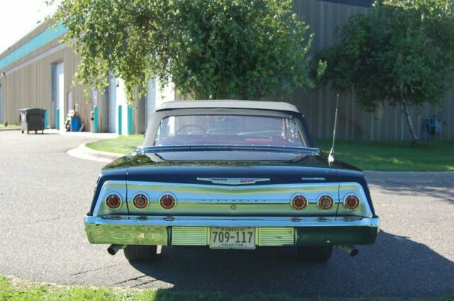 Chevrolet Impala 1962 image number 18