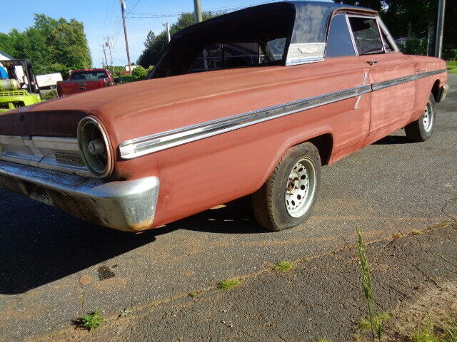 Ford Fairlane 1964 image number 1