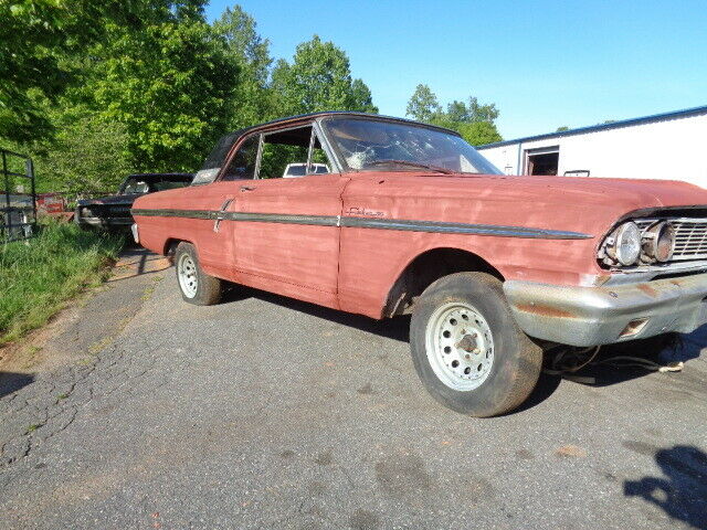 Ford Fairlane 1964 image number 33