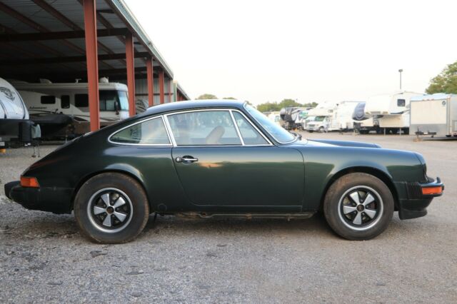 Porsche 911 1976 image number 5