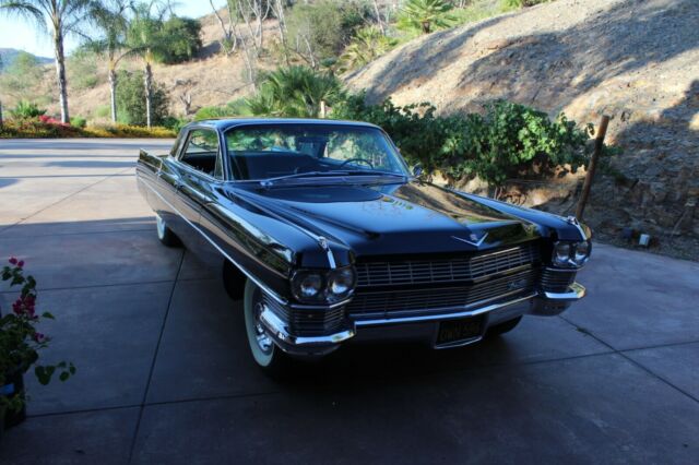 Cadillac DeVille 1964 image number 0