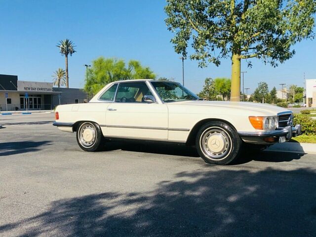 Mercedes-Benz SL-Class 1972 image number 2