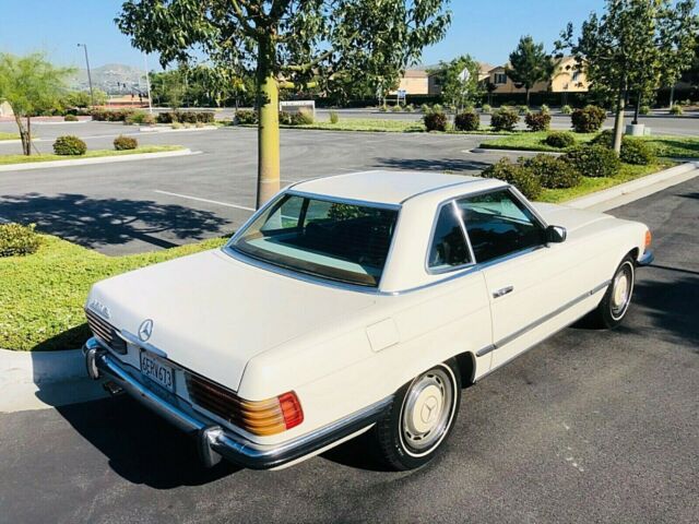 Mercedes-Benz SL-Class 1972 image number 31
