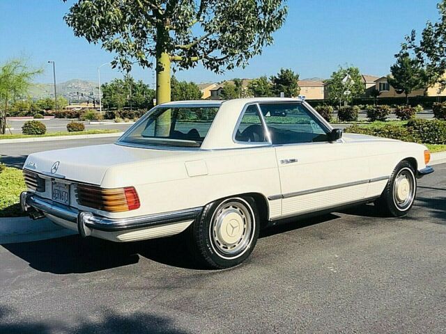 Mercedes-Benz SL-Class 1972 image number 5
