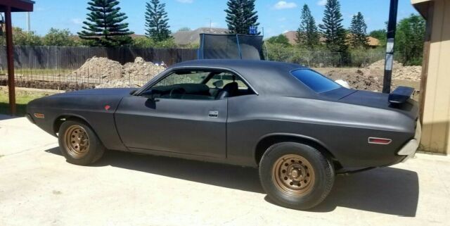 Dodge Challenger 1971 image number 19