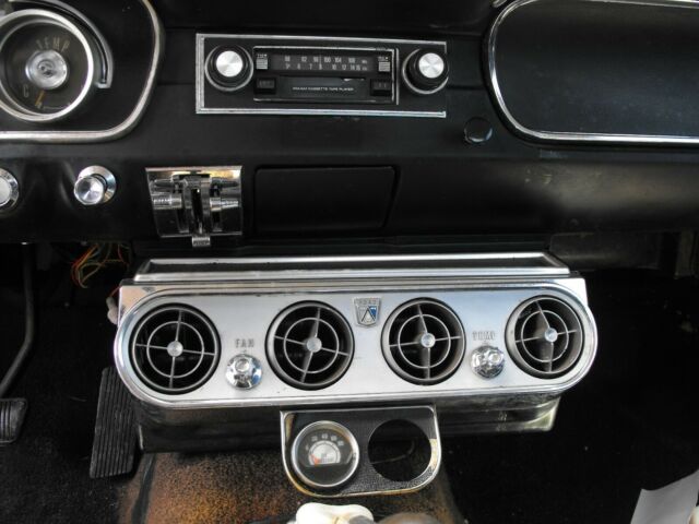 Ford Mustang 1965 image number 4