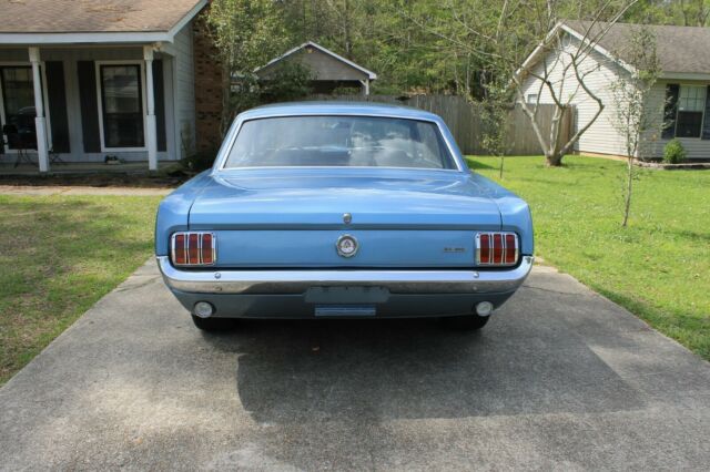 Ford Mustang 1966 image number 14
