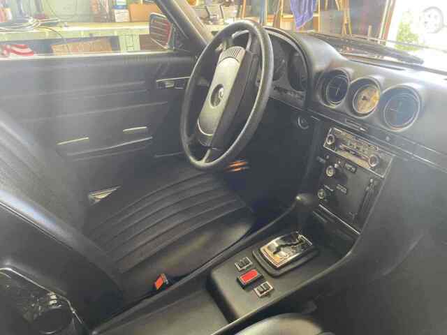 Mercedes-Benz 450SL 1973 image number 23