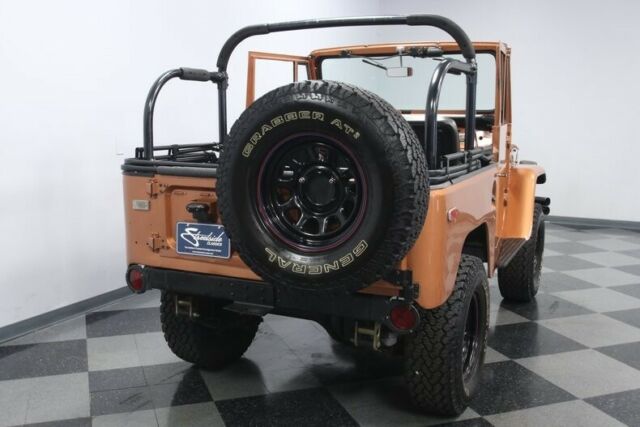 Toyota FJ Cruiser 1971 image number 12