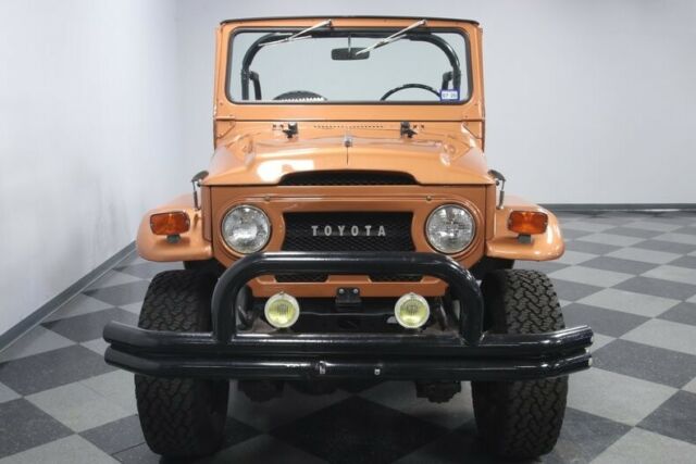 Toyota FJ Cruiser 1971 image number 19