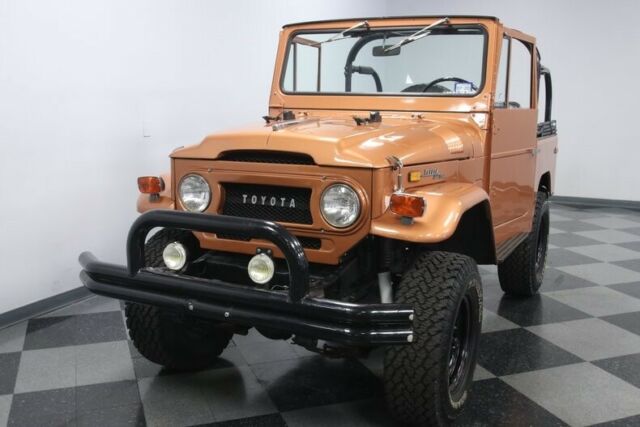 Toyota FJ Cruiser 1971 image number 20