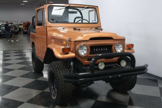 Toyota FJ Cruiser 1971 image number 42