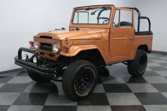 Toyota FJ Cruiser 1971 image number 5
