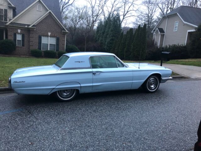 Ford Thunderbird 1966 image number 12