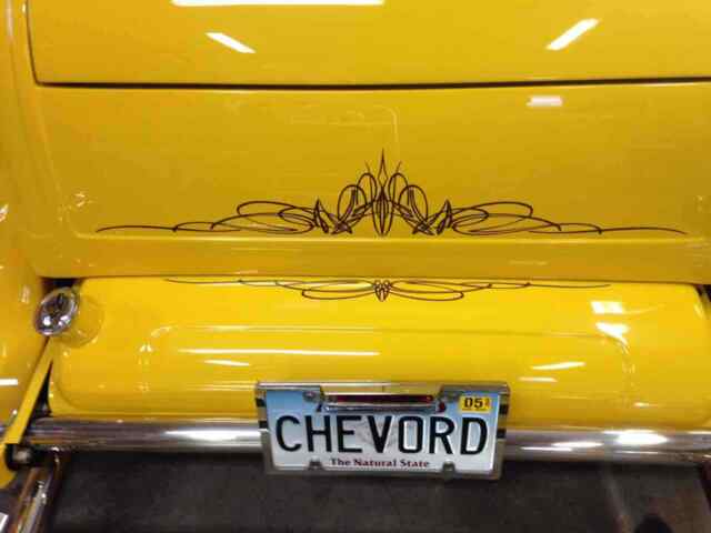 Chevrolet coupe 1930 image number 2