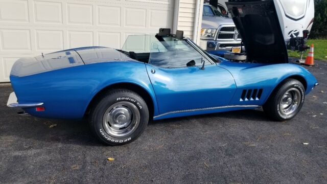 Chevrolet Corvette C3 1968 image number 11