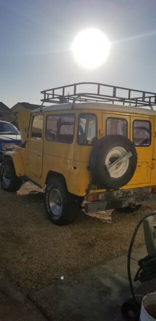 Toyota Land Cruiser 1976 image number 0