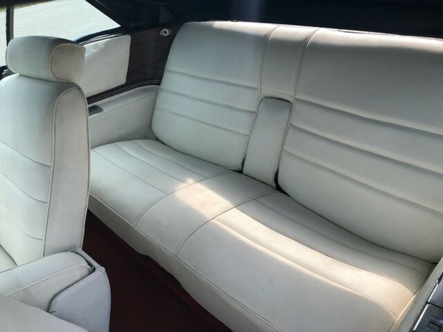Cadillac Eldorado 1975 image number 43