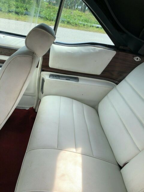 Cadillac Eldorado 1975 image number 44