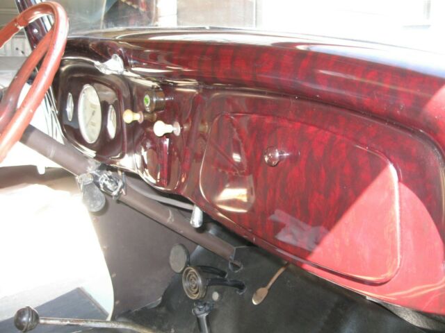Ford Deluxe 1934 image number 7