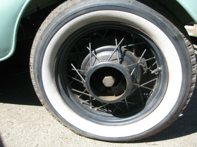 Ford Deluxe 1934 image number 8