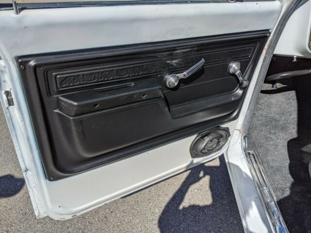 Chevrolet C-10 1967 image number 14
