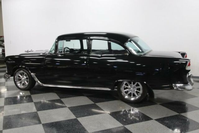 Chevrolet Bel Air/150/210 1955 image number 8