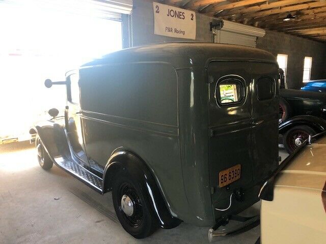 Chevrolet Truck 1935 image number 2