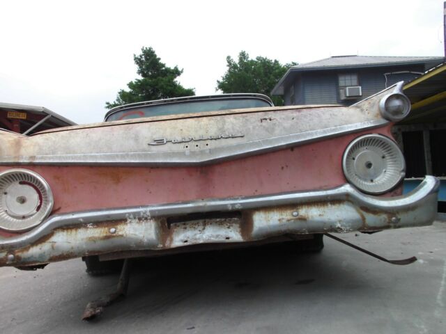 Ford Fairlane 1959 image number 14