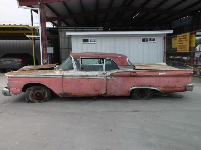 Ford Fairlane 1959 image number 23