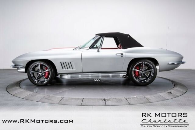 Chevrolet Corvette 1967 image number 16