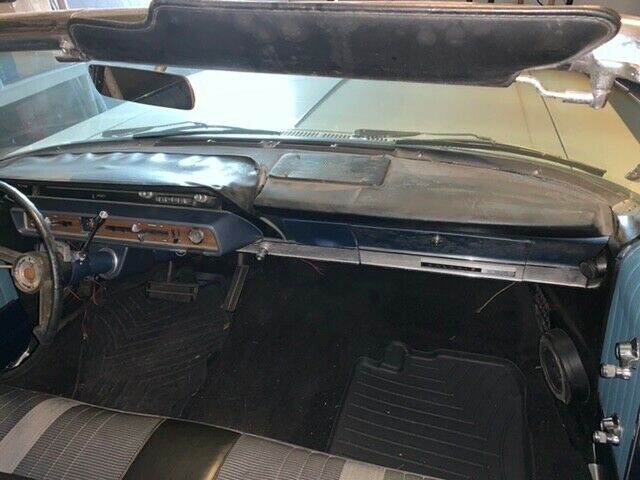 Ford Galaxie 1966 image number 18
