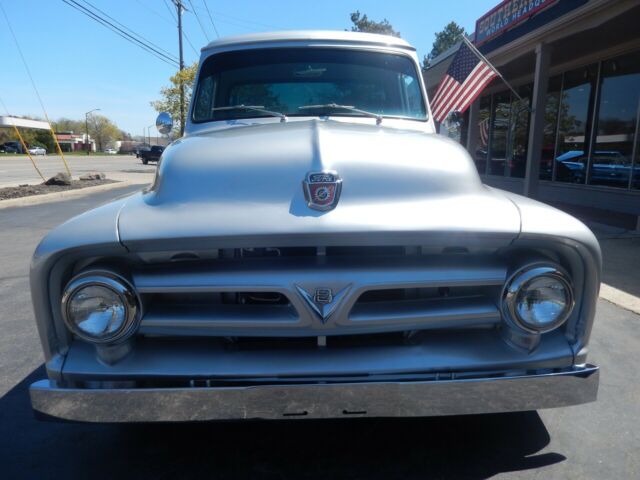 Ford F-100 1953 image number 2