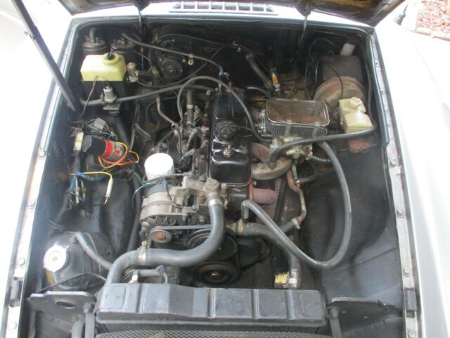 MG MGB 1979 image number 8