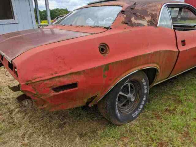 Dodge Challenger 1971 image number 35