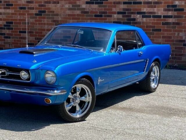 Ford Mustang 1965 image number 27