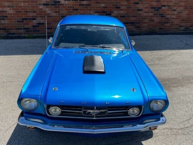 Ford Mustang 1965 image number 7