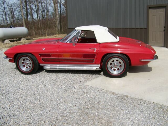 Chevrolet Corvette 1964 image number 28