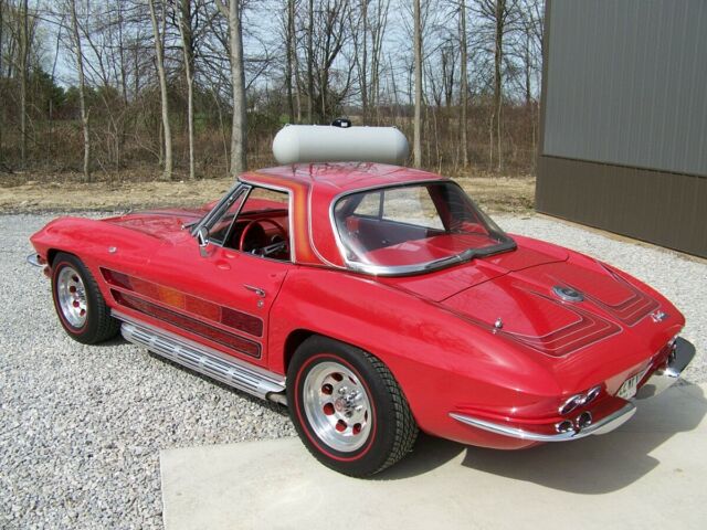 Chevrolet Corvette 1964 image number 46