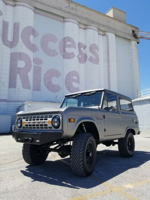 Ford Bronco 1974 image number 46
