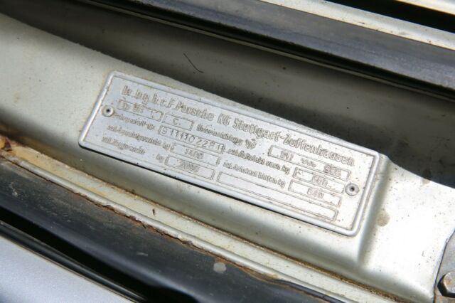 Porsche 911 1971 image number 17